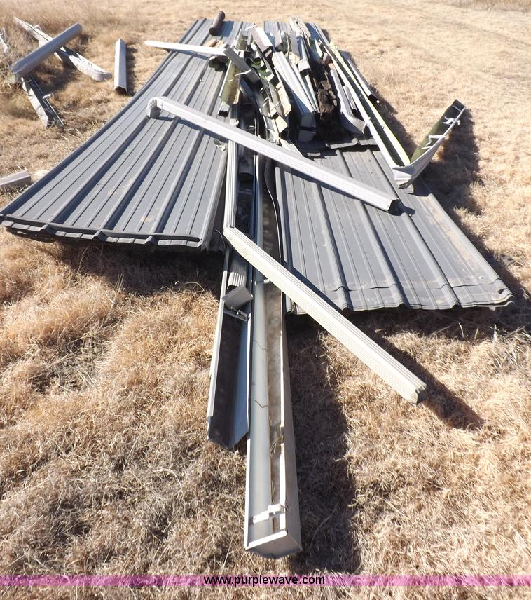 image for item I9192 Assorted metal roofing