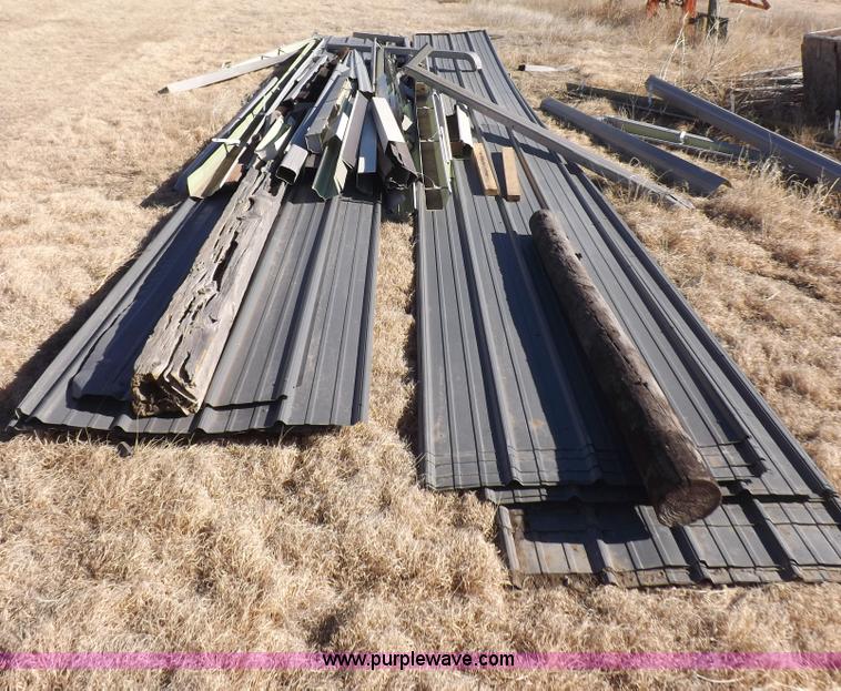 image for item I9192 Assorted metal roofing