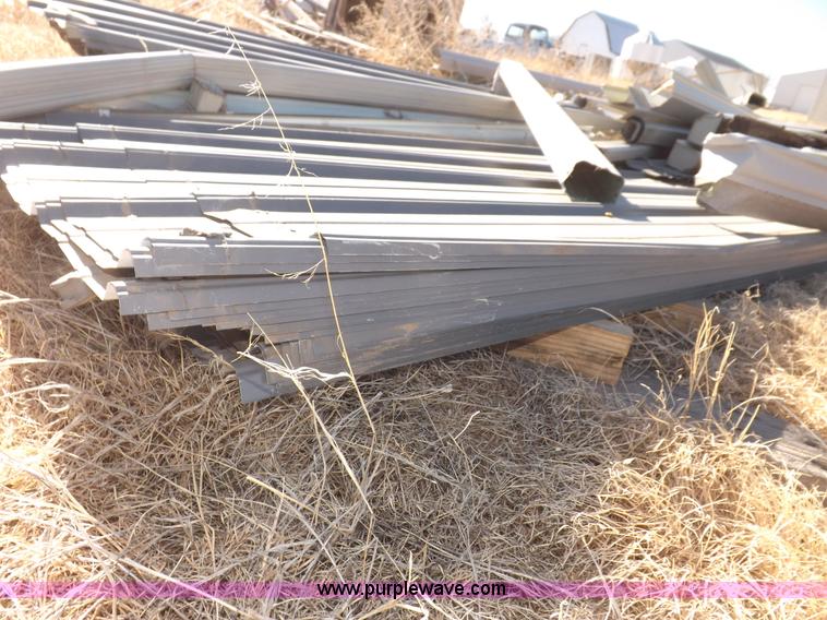 image for item I9192 Assorted metal roofing