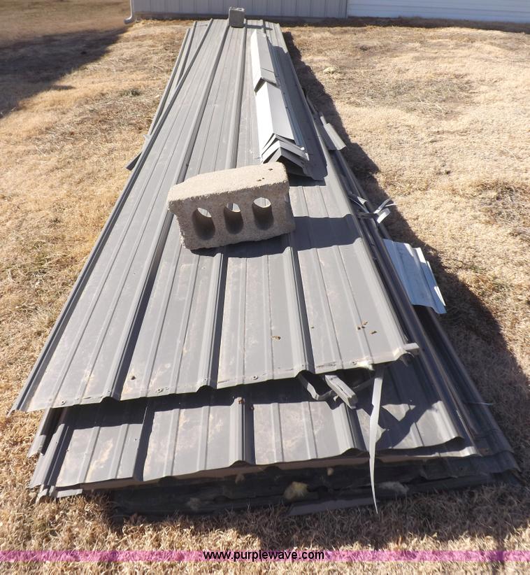 image for item I9192 Assorted metal roofing