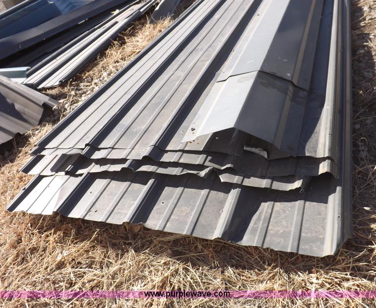 image for item I9192 Assorted metal roofing