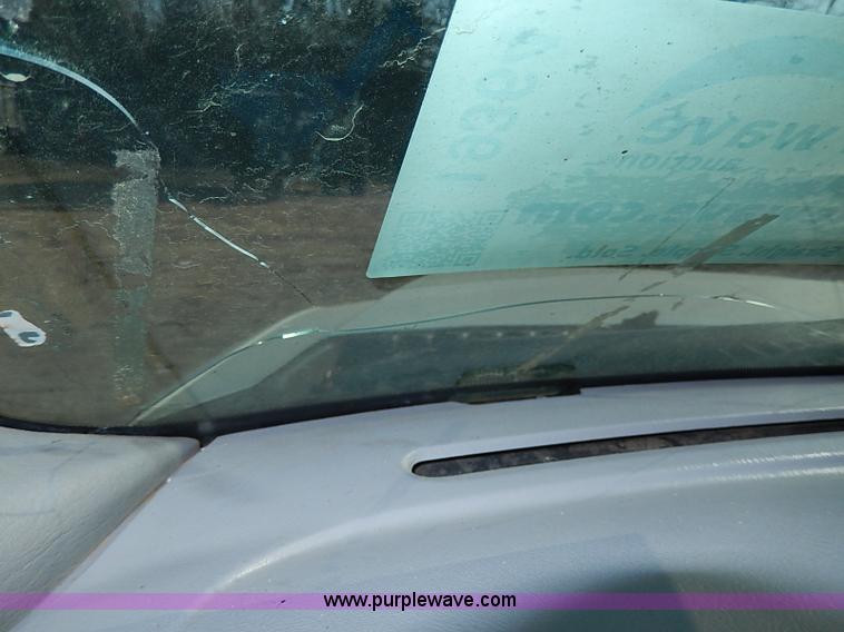 image for item I9364 1999 Ford F350 Super Duty utility truck