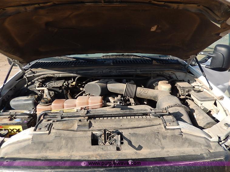 image for item I9364 1999 Ford F350 Super Duty utility truck