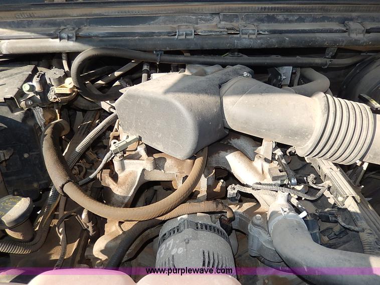 image for item I9364 1999 Ford F350 Super Duty utility truck