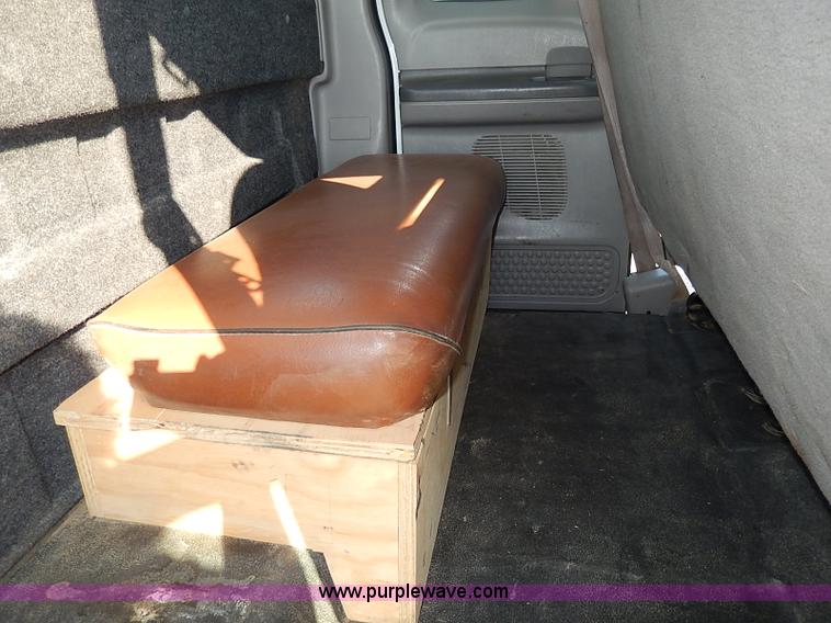 image for item I9364 1999 Ford F350 Super Duty utility truck