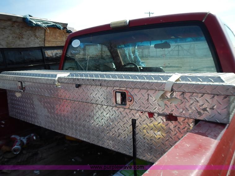 image for item I9374 1990 Chevrolet Silverado 1500 pickup truck