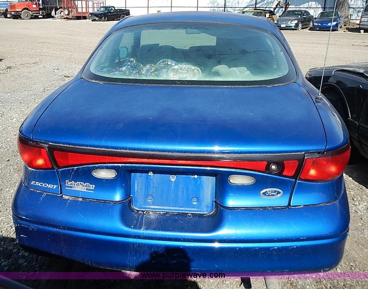 image for item I9378 1999 Ford Escort ZX2