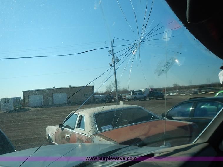 image for item I9381 1984 Ford F150 XLT pickup truck