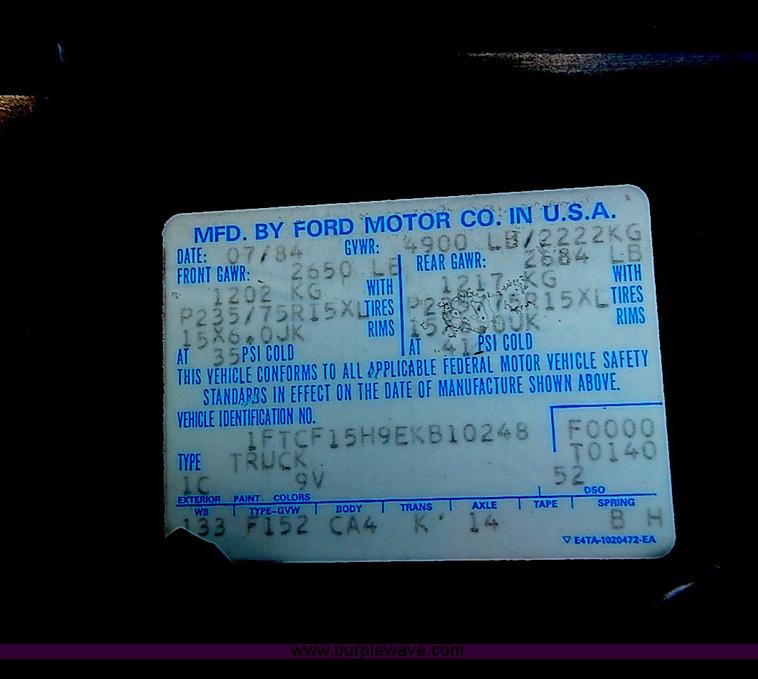 image for item I9381 1984 Ford F150 XLT pickup truck