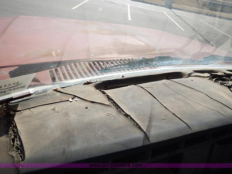 image for item I9395 1981 Ford F350 Custom truck