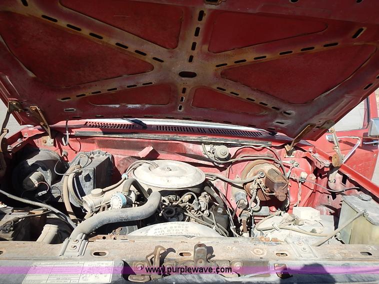 image for item I9395 1981 Ford F350 Custom truck