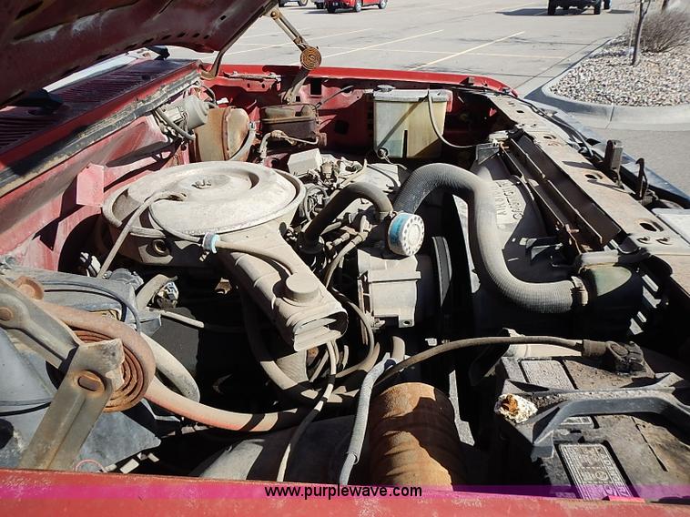 image for item I9395 1981 Ford F350 Custom truck