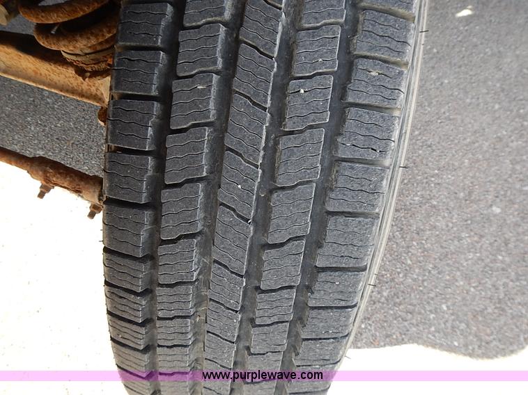 image for item I9395 1981 Ford F350 Custom truck