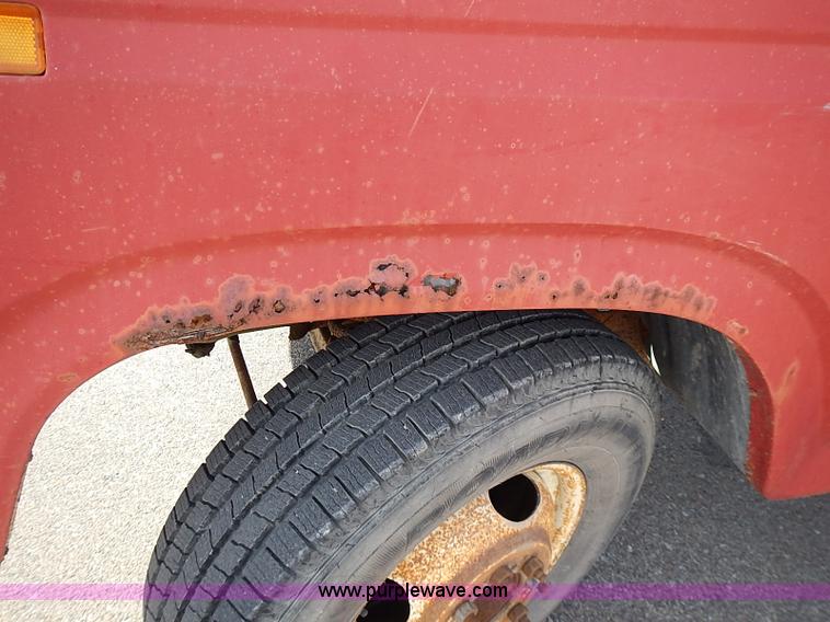 image for item I9395 1981 Ford F350 Custom truck