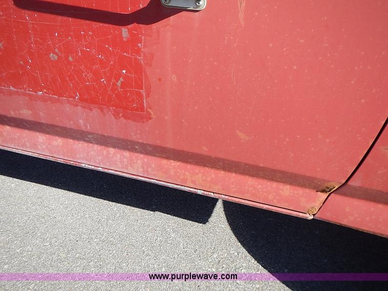 image for item I9395 1981 Ford F350 Custom truck