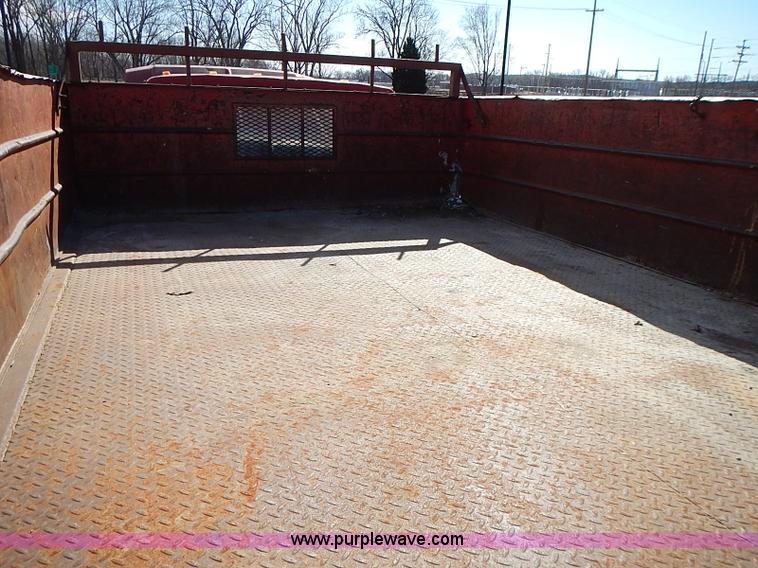 image for item I9395 1981 Ford F350 Custom truck