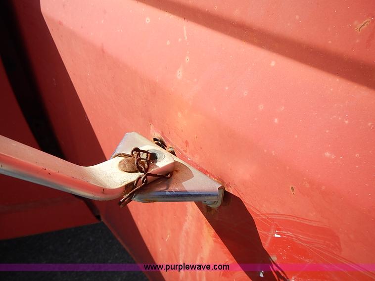 image for item I9395 1981 Ford F350 Custom truck