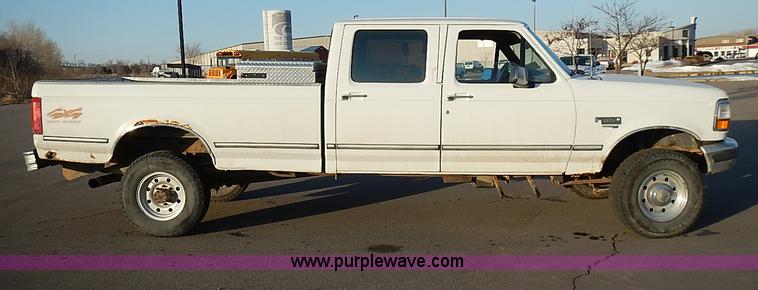 image for item I9399 1997 Ford F350 XL Crew Cab pickup truck