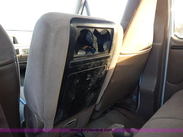 image for item I9399 1997 Ford F350 XL Crew Cab pickup truck