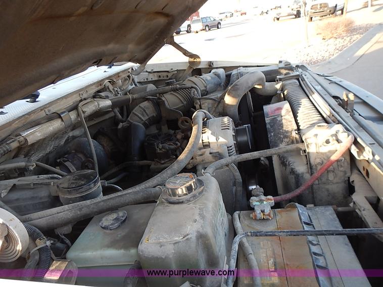 image for item I9399 1997 Ford F350 XL Crew Cab pickup truck