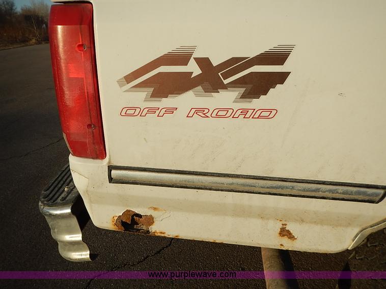 image for item I9399 1997 Ford F350 XL Crew Cab pickup truck