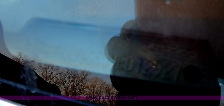 image for item I9399 1997 Ford F350 XL Crew Cab pickup truck