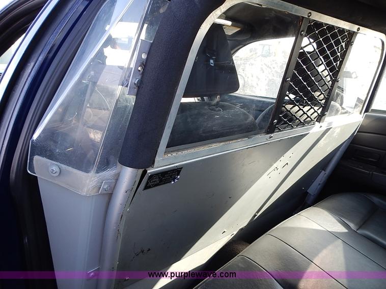 image for item I9400 2008 Ford Crown Victoria Police Interceptor