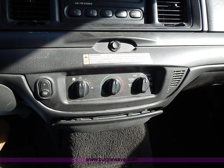 image for item I9400 2008 Ford Crown Victoria Police Interceptor