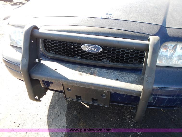 image for item I9400 2008 Ford Crown Victoria Police Interceptor