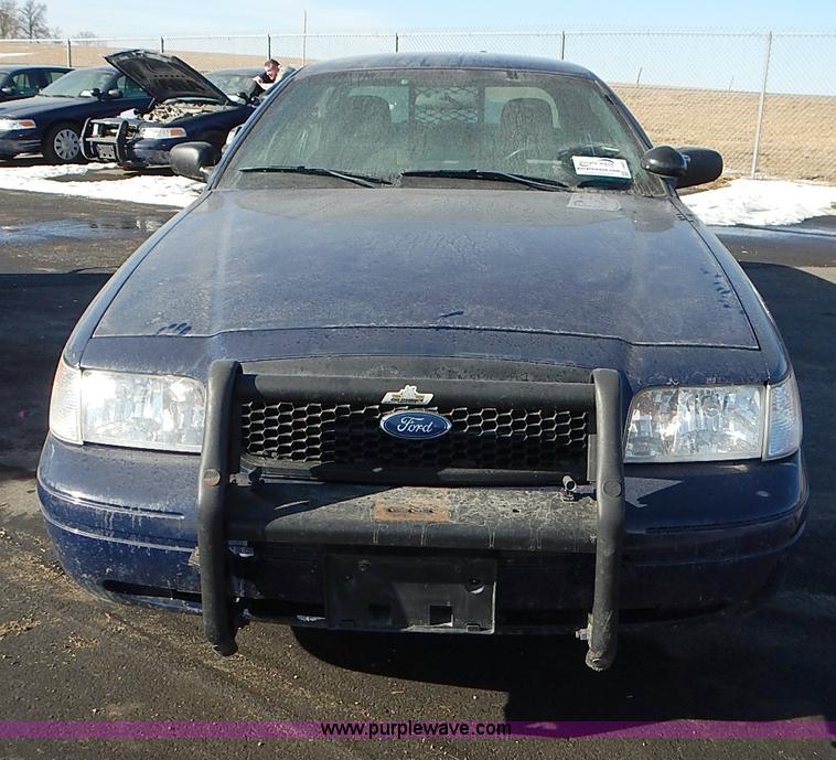 image for item I9401 2008 Ford Crown Victoria Police Interceptor