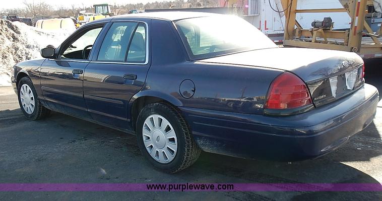 image for item I9401 2008 Ford Crown Victoria Police Interceptor