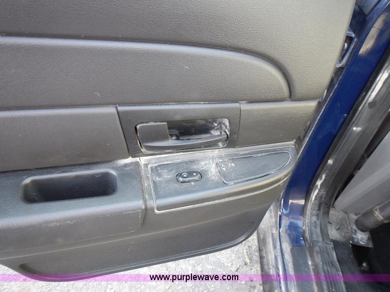 image for item I9401 2008 Ford Crown Victoria Police Interceptor