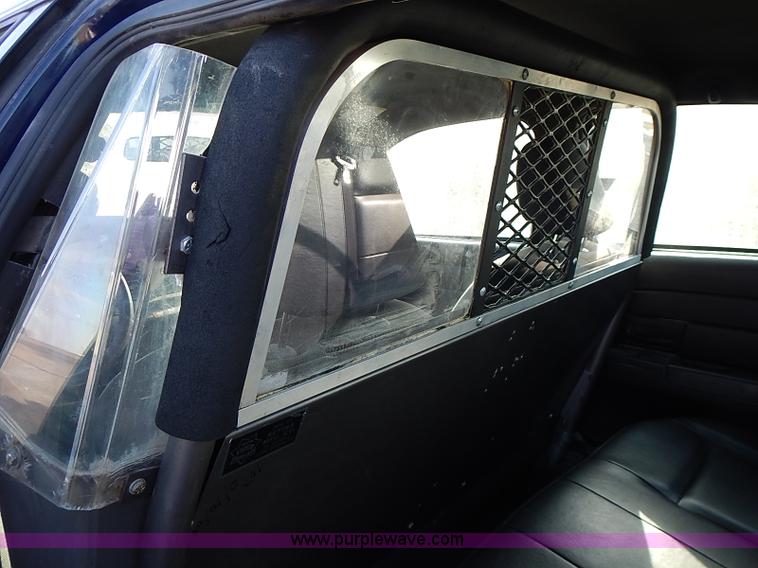 image for item I9401 2008 Ford Crown Victoria Police Interceptor