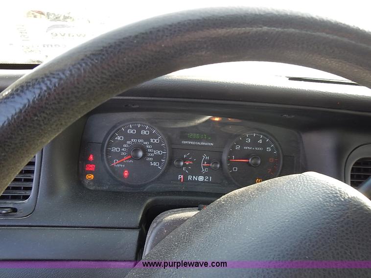 image for item I9401 2008 Ford Crown Victoria Police Interceptor
