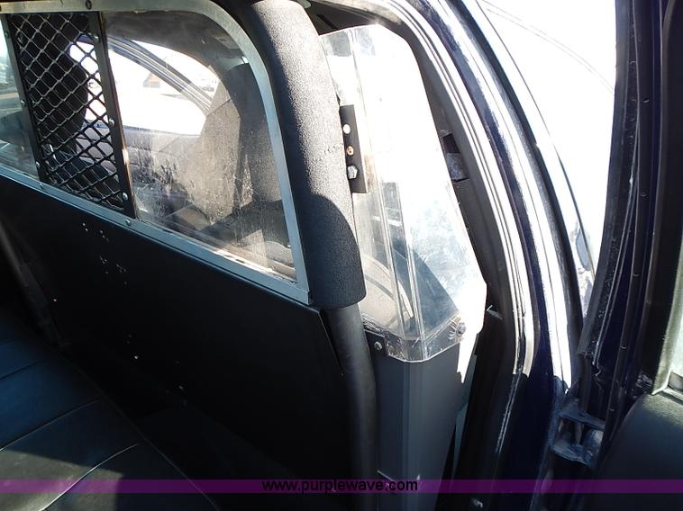 image for item I9401 2008 Ford Crown Victoria Police Interceptor