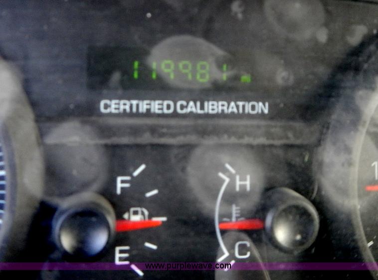 image for item I9402 2008 Ford Crown Victoria Police Interceptor