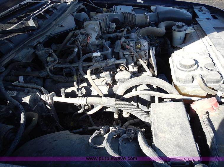 image for item I9402 2008 Ford Crown Victoria Police Interceptor