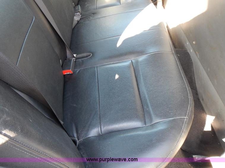 image for item I9402 2008 Ford Crown Victoria Police Interceptor