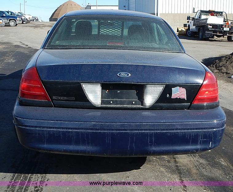 image for item I9403 2008 Ford Crown Victoria Police Interceptor