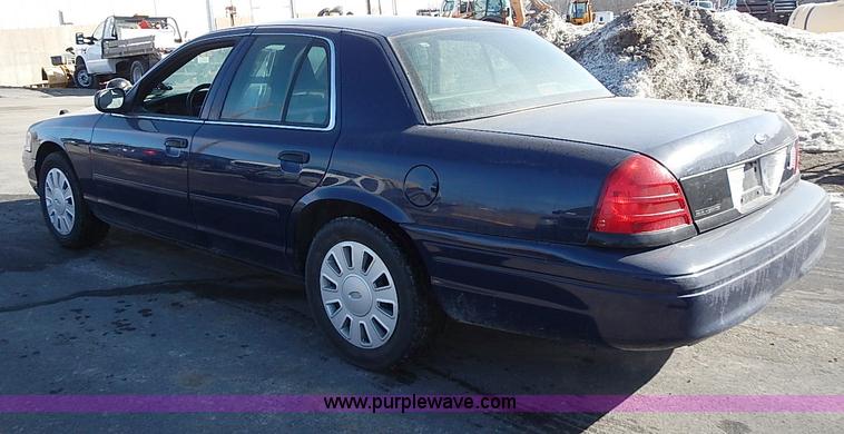 image for item I9403 2008 Ford Crown Victoria Police Interceptor