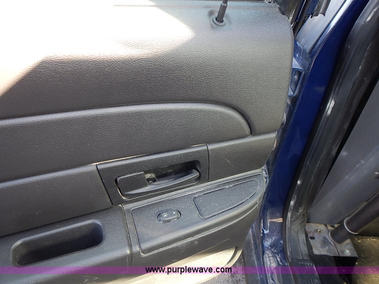 image for item I9403 2008 Ford Crown Victoria Police Interceptor