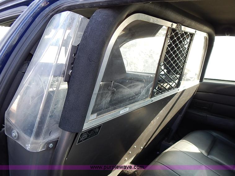 image for item I9403 2008 Ford Crown Victoria Police Interceptor