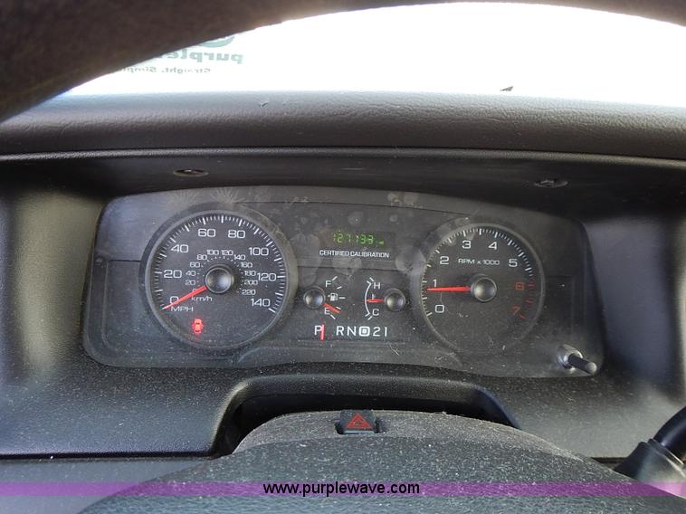 image for item I9403 2008 Ford Crown Victoria Police Interceptor