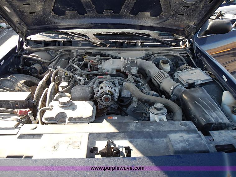 image for item I9403 2008 Ford Crown Victoria Police Interceptor