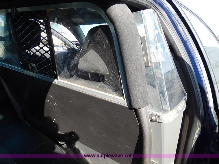 image for item I9403 2008 Ford Crown Victoria Police Interceptor