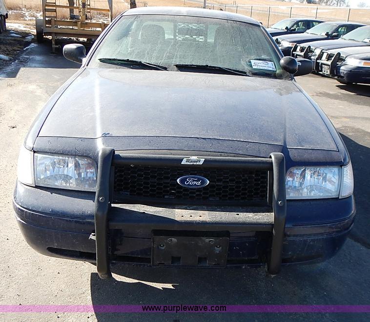 image for item I9404 2008 Ford Crown Victoria Police Interceptor