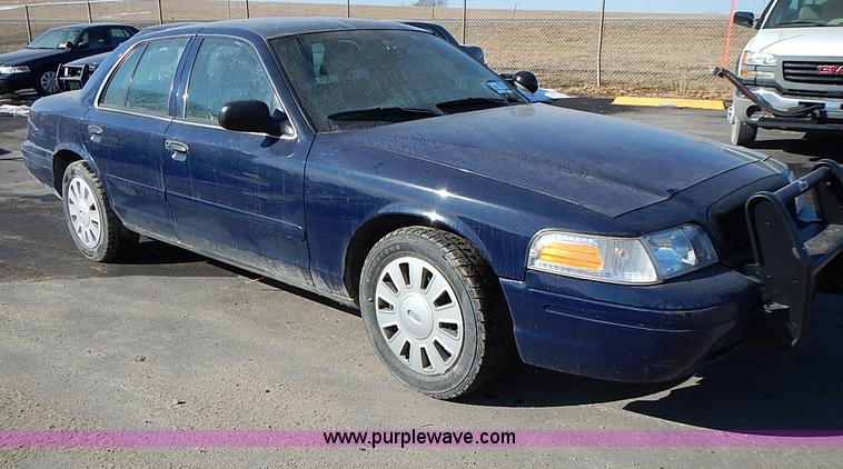 image for item I9404 2008 Ford Crown Victoria Police Interceptor