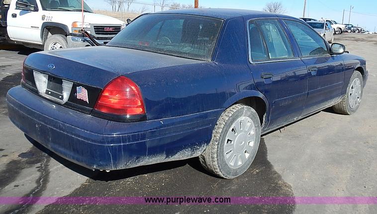 image for item I9404 2008 Ford Crown Victoria Police Interceptor