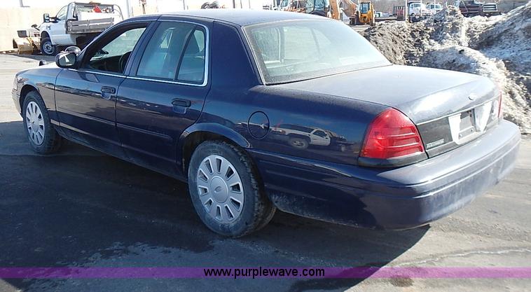 image for item I9404 2008 Ford Crown Victoria Police Interceptor