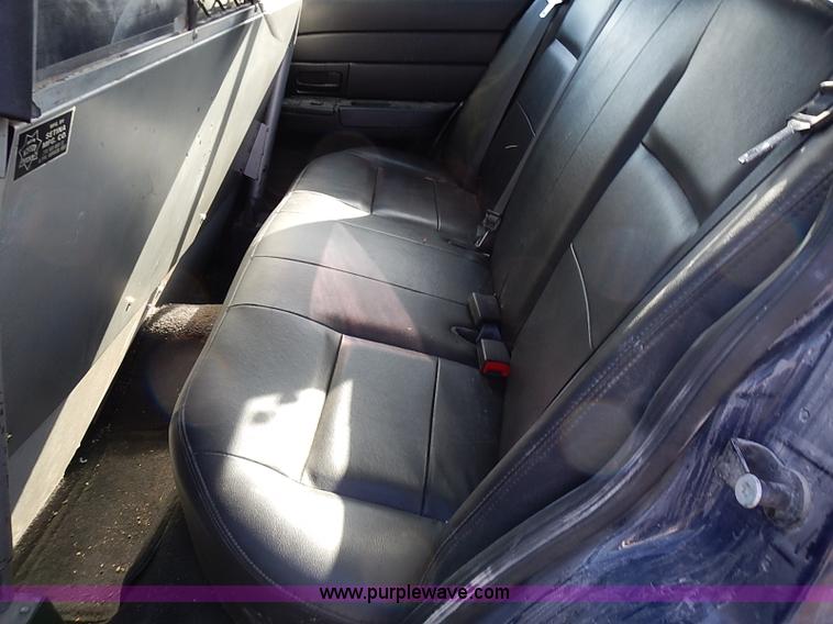 image for item I9404 2008 Ford Crown Victoria Police Interceptor